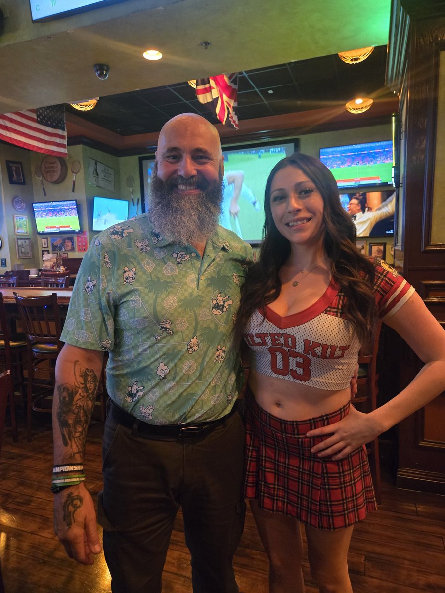 1st time at the Tilted Kilt. Great place!!!
<a href="/TiltedKiltPub/">Tilted Kilt</a>