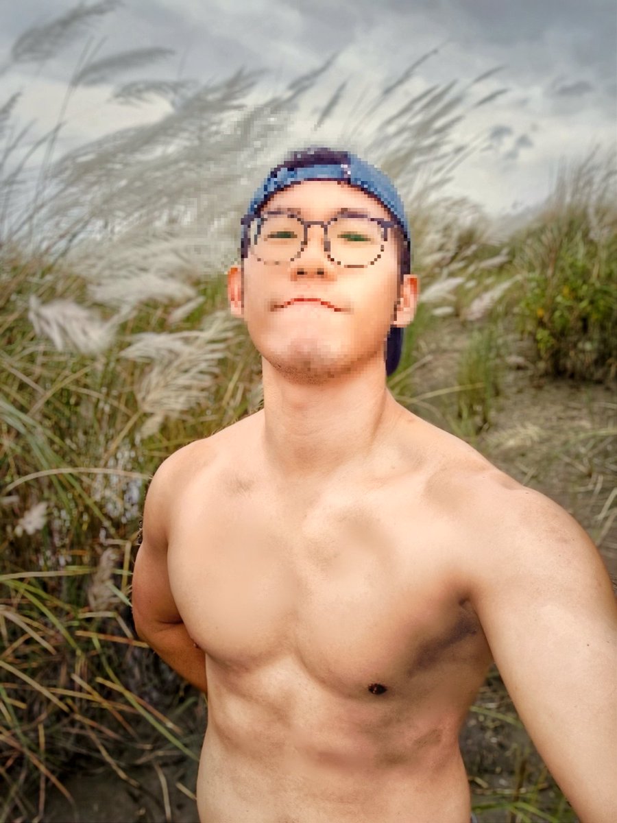 天氣涼涼
該找個溫暖的池
擁抱自己