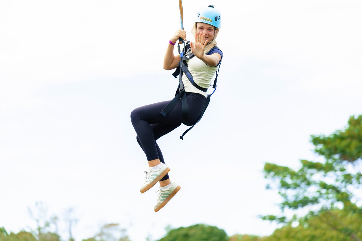 umaumaexp's tweet photo. 🌺 Happy #AlohaFriday! 🌴

Nothing says #aloha like soaring through the lush rainforest canopy at Umauma Experience! 🌿✨ Nine incredible ziplines, breathtaking views, and pure island magic await.

Who's ready to fly into the weekend? 🤙💚#Hawaii🌈🏝️ https://t.co/uSN811JMd3