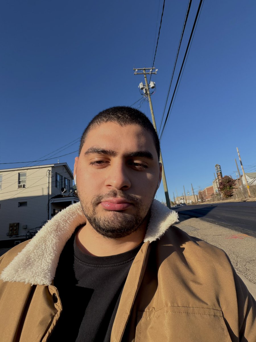 barsikh1's tweet image. ya se acerca por aquí el invierno 🥶