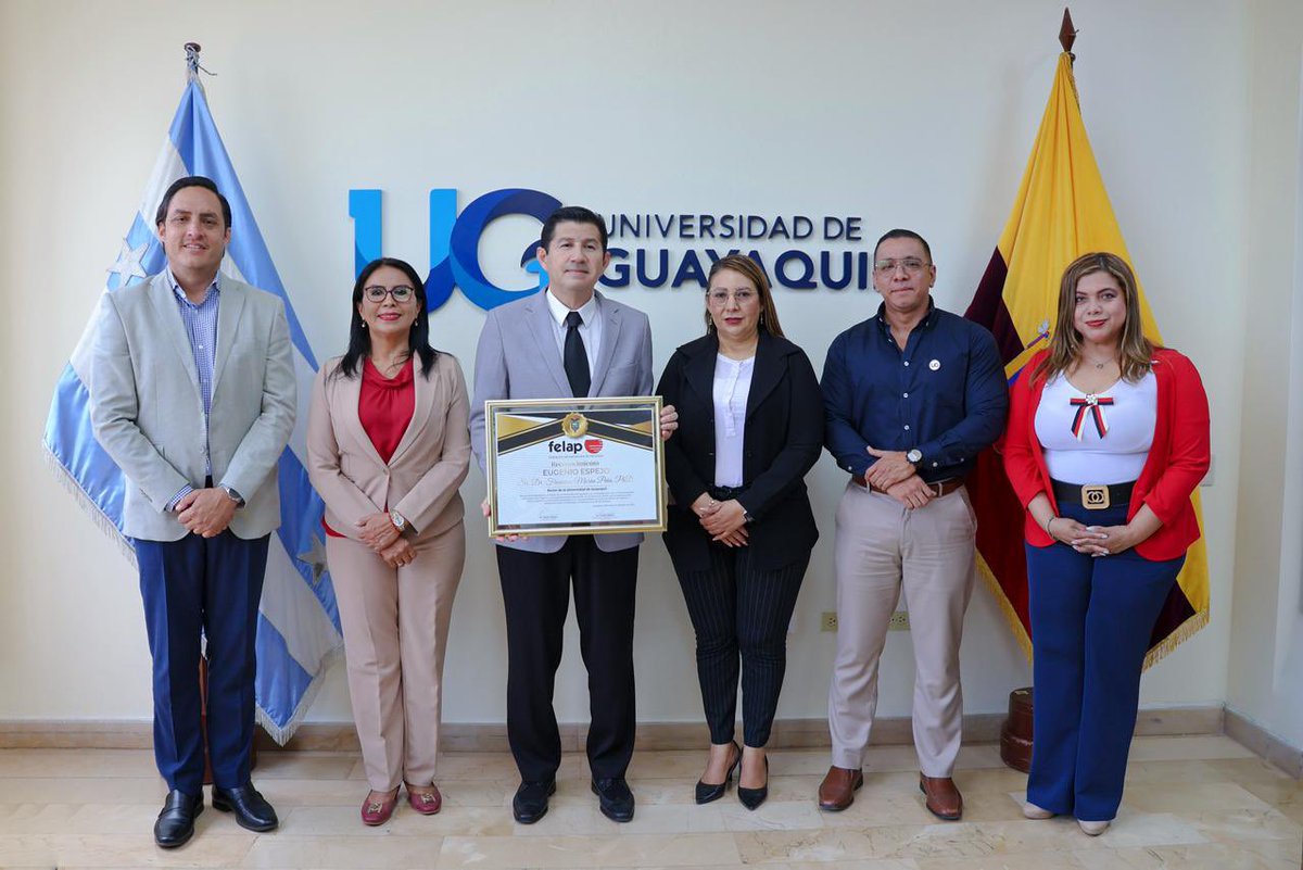 PacoRector's tweet photo. Recibo con gratitud el reconocimiento Eugenio Espejo otorgado por Federación Latinoamericana de Periodistas (FELAP), organización que representa a más de 80 mil profesionales de la comunicación de América Latina y el Caribe. Es un honor que valoro y comparto con la comunidad UG. https://t.co/ECTmnq5tAl