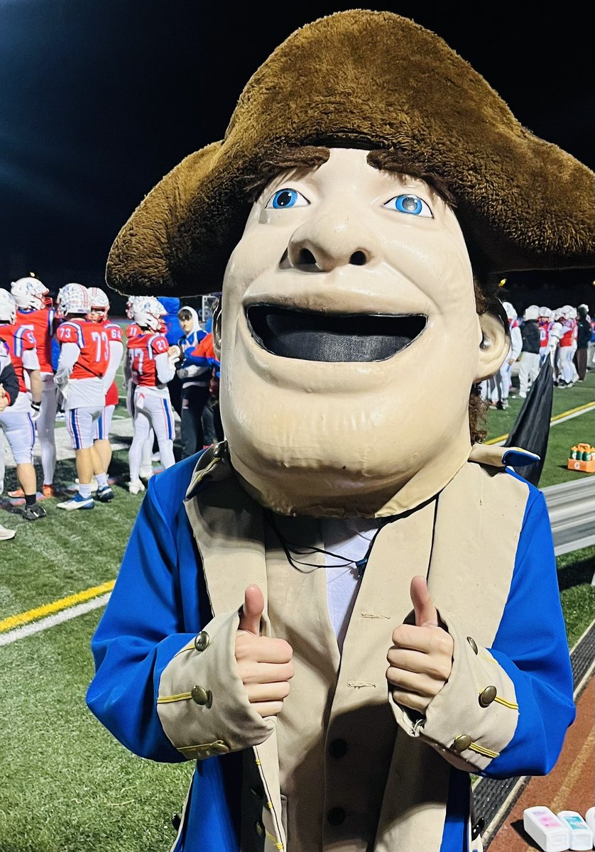 End 3rd, <a href="/WTHSMinutemen/">Minutemen Football</a> leads <a href="/OBK_FOOTBALL/">Old Bridge Knights Football</a> 38-7 🏈🏈🏈