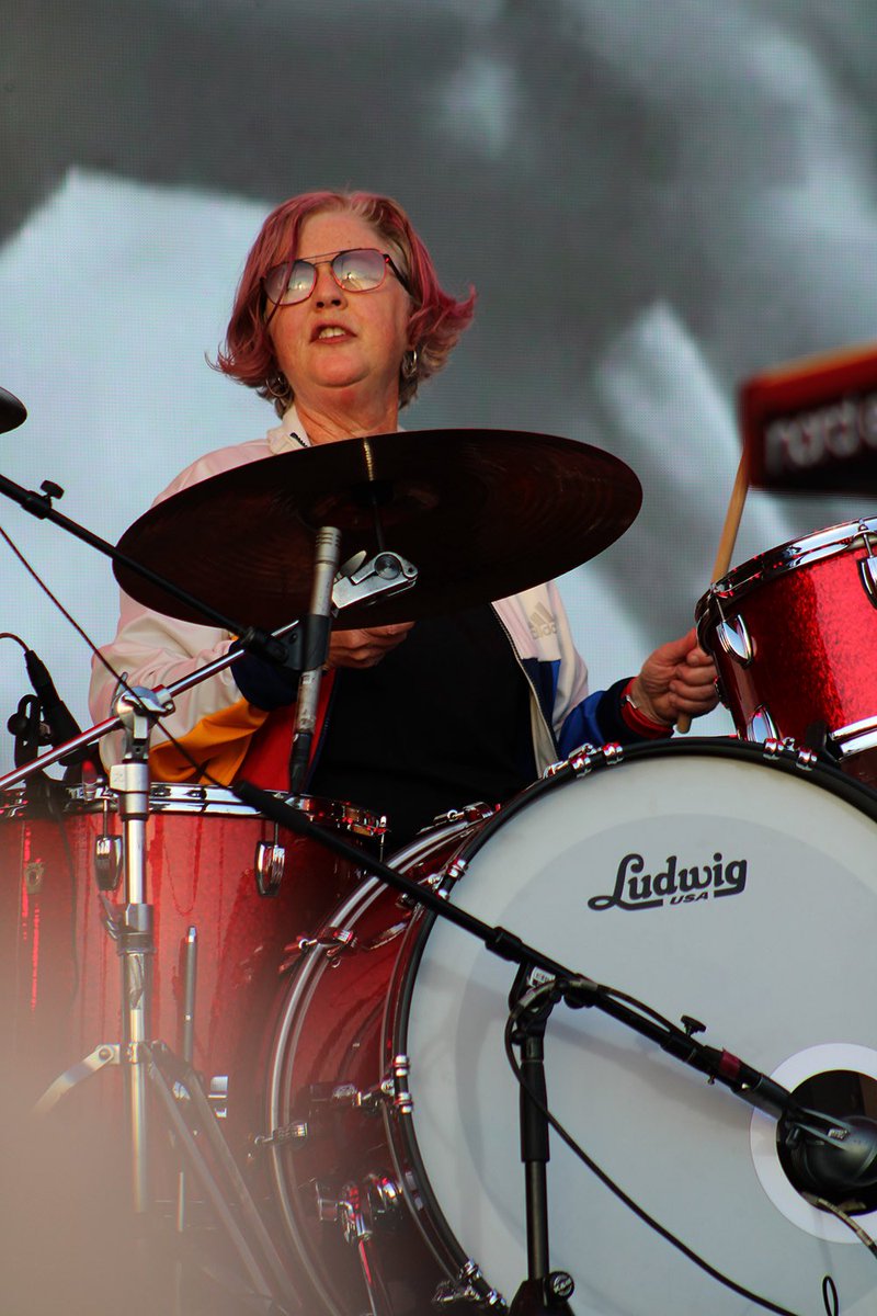 El_fusilmx's tweet image. La nostalgias invadió el primer día del @CoronaCapital con la presentación de @real4nonblondes 

Fotografías de @photolivemusic #coberturafusilera📸