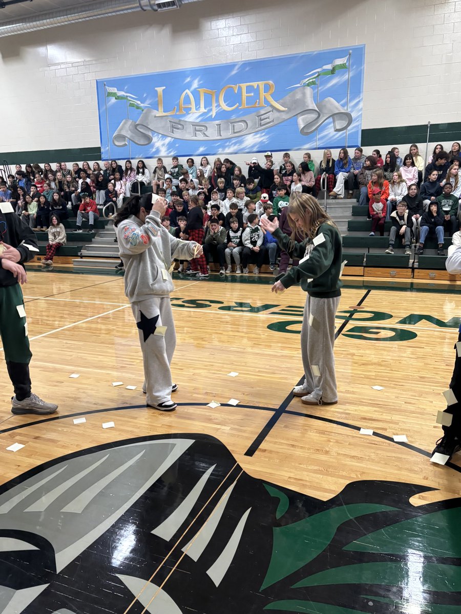 We kicked off Tri 2 with a student recognition assembly highlighting the teams, clubs and accolades of our Lancers so far ! Thank you to our“shake it off” challenge volunteers too! We 💚 promoting Lancers accomplishments and engagement at Lincoln! #lancerpride💚 #weare203