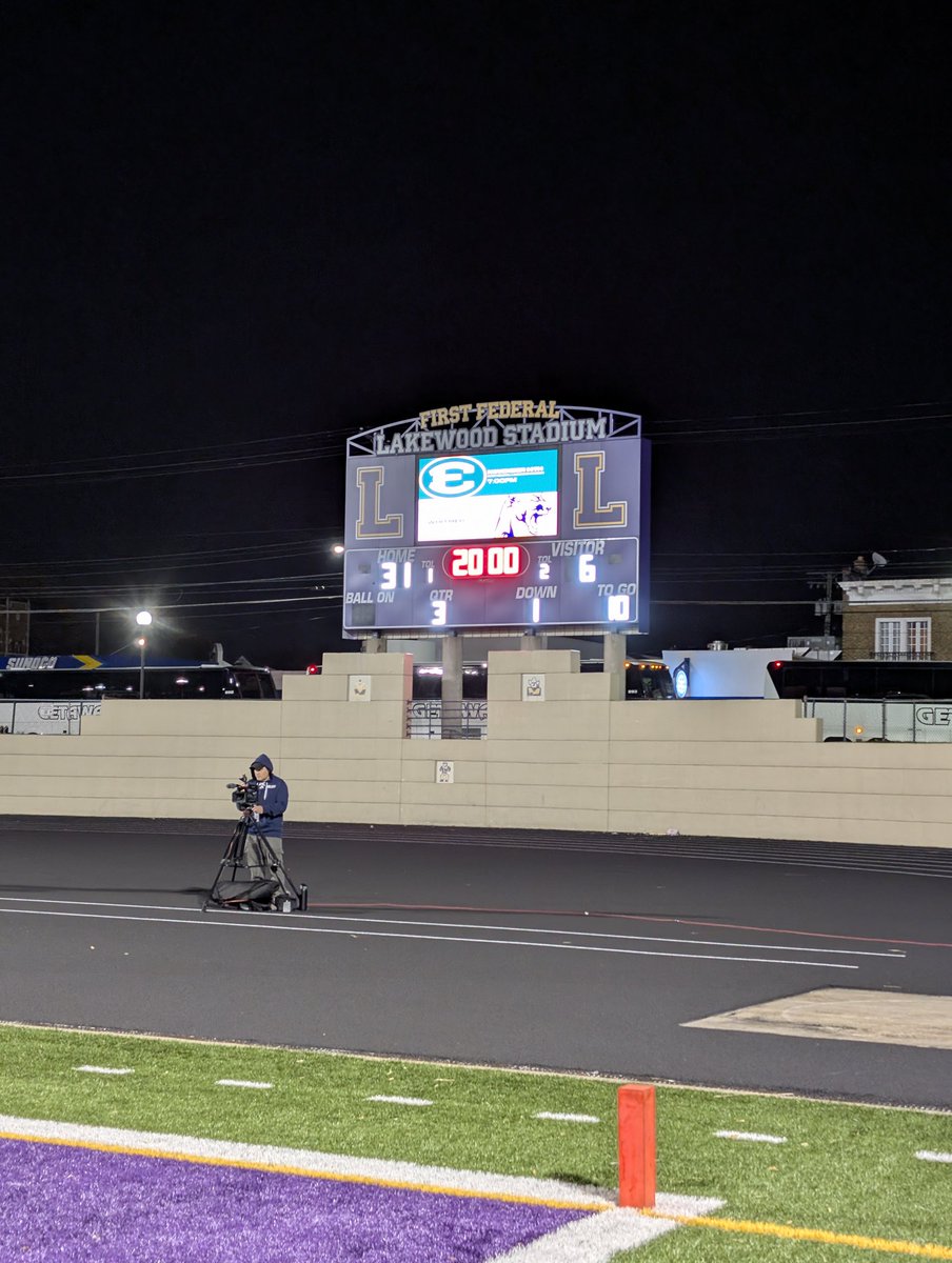 ChrisGrunau's tweet photo. Halftime here at First Federal Lakewood Stadium
@SEHS_FOOTBALL 31
@ToledoWhitmerFB 6
@SportsKee1 @FOX8FNTD @neohiohsfb
#WhitmerPanthers #StEdwardEagles #OhioHSFootball
#HighSchoolFootball #FridayNightLights #NEOFootball
#ToledoFootball #ClevelandFootball #GameDay #FootballHighlights
#HighSchoolSports #PrepFootball #EdsNation #GoPanthers #GoEagles