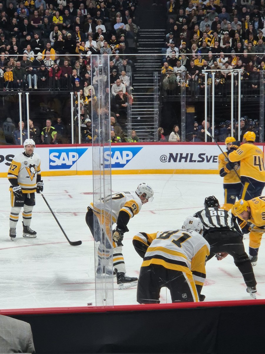 JGookDesign's tweet image. Unreal experience tonight in Sweden, finally got to see Sid and the boys play!