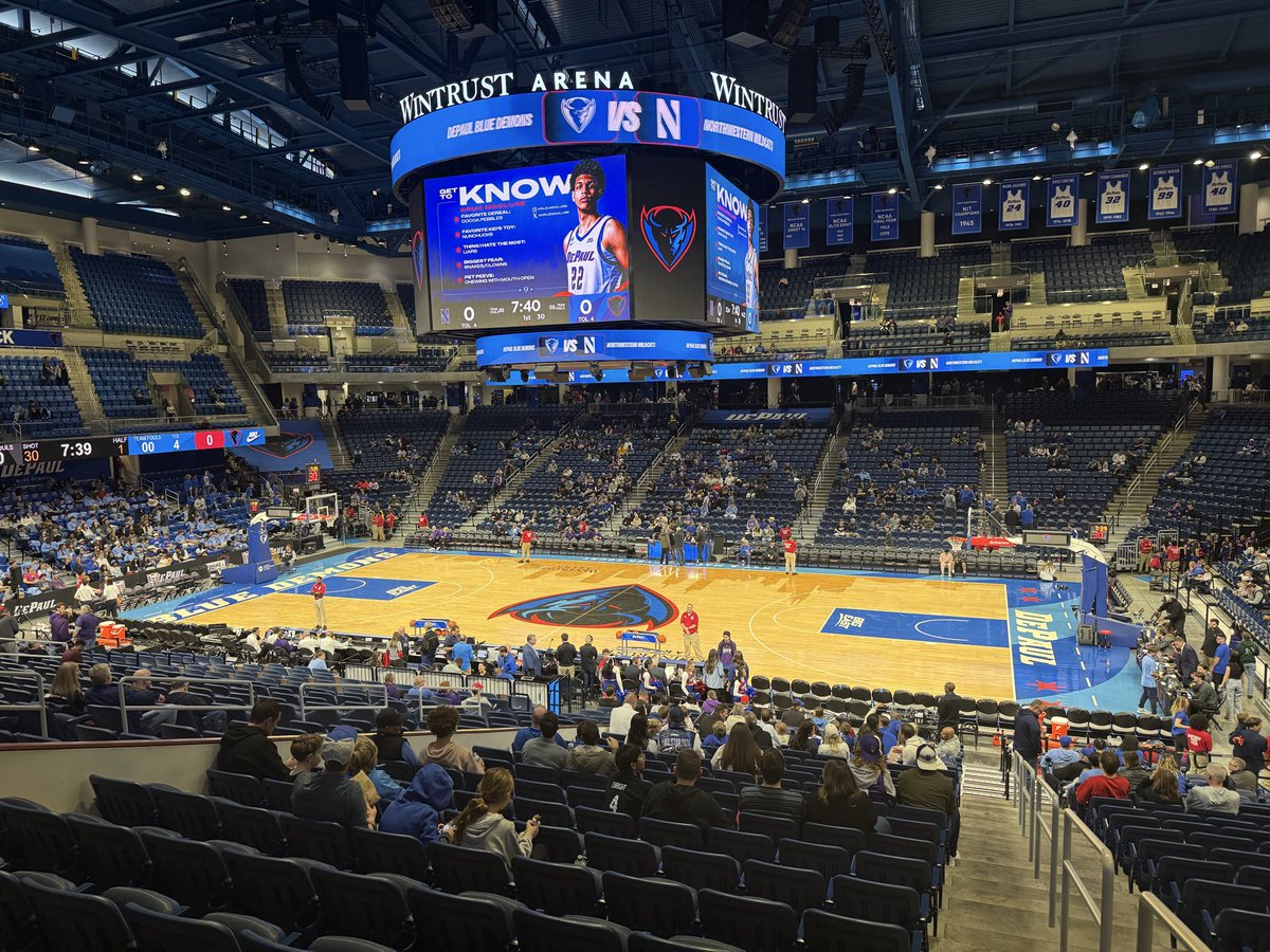 Greetings from Wintrust Arena. 

<a href="/jemccl125/">Jonah</a> and I are here for <a href="/DailyNU_Sports/">Daily NU Sports</a>, covering <a href="/NUMensBball/">Northwestern Basketball</a>’s first road test of the season. 

Tip off is minutes away.