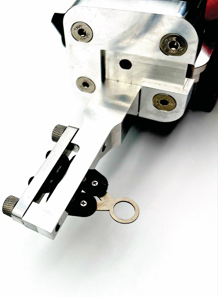 Objective_Bio's tweet image. New prototype just finished. 
Meet MagKine - magnetic + kinematic docking for instant, precise head-fixation. 
See it first at #Sfn2025 booth 312. 
#neurotech #ObjectiveBiotechnology #Startup 
@cherkkil @bksuhasa @DanielSurinach @IbrahimOladepo @Amey__Joshi