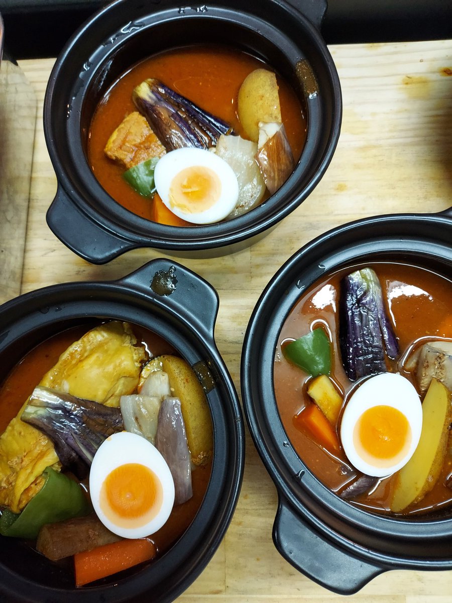 本日も元気に営業いたします

スープカレーで暖まりませんか？

水木金土は夜営業もします！
営業時間は
11:00~15:00
17:00~22:00
またはスープ切れまで

#スープカレー #カレー #奈良 #学園前 #間借り #まかない #陽平 #うさぎ #ランチ