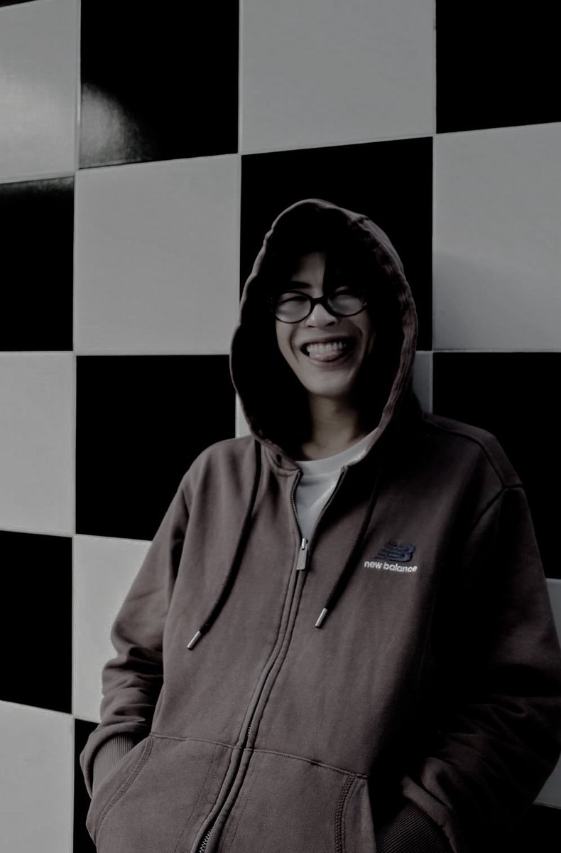 ICALKUL's tweet image. ㅤ
Enggal Hanggawa - 1996
Pemilik kedai sate di Bandung. Calon kawan weekend ini sudah ada rencana?
ㅤ