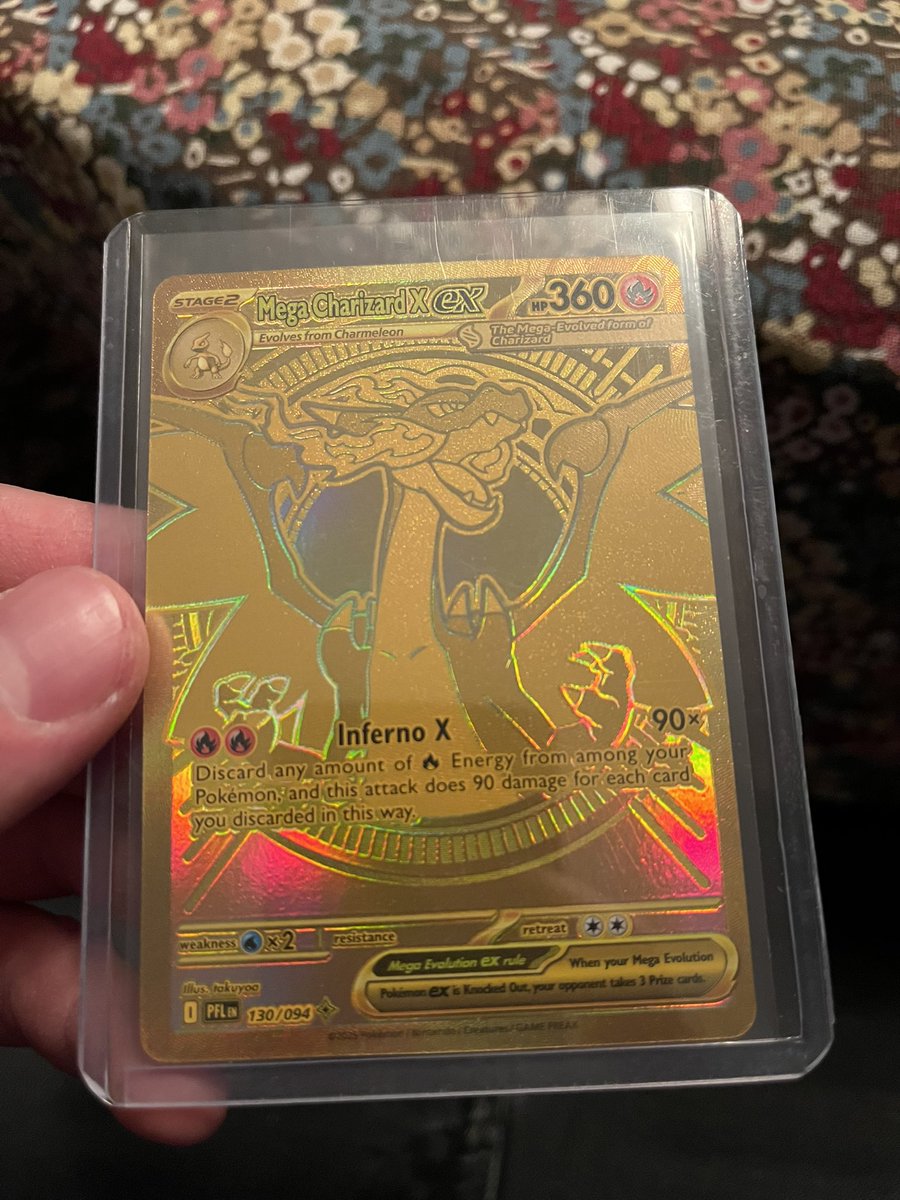ForeverWOLFURY's tweet photo. GOLD ZARD BABY!!!!!!! https://t.co/JIKwPuaDvW