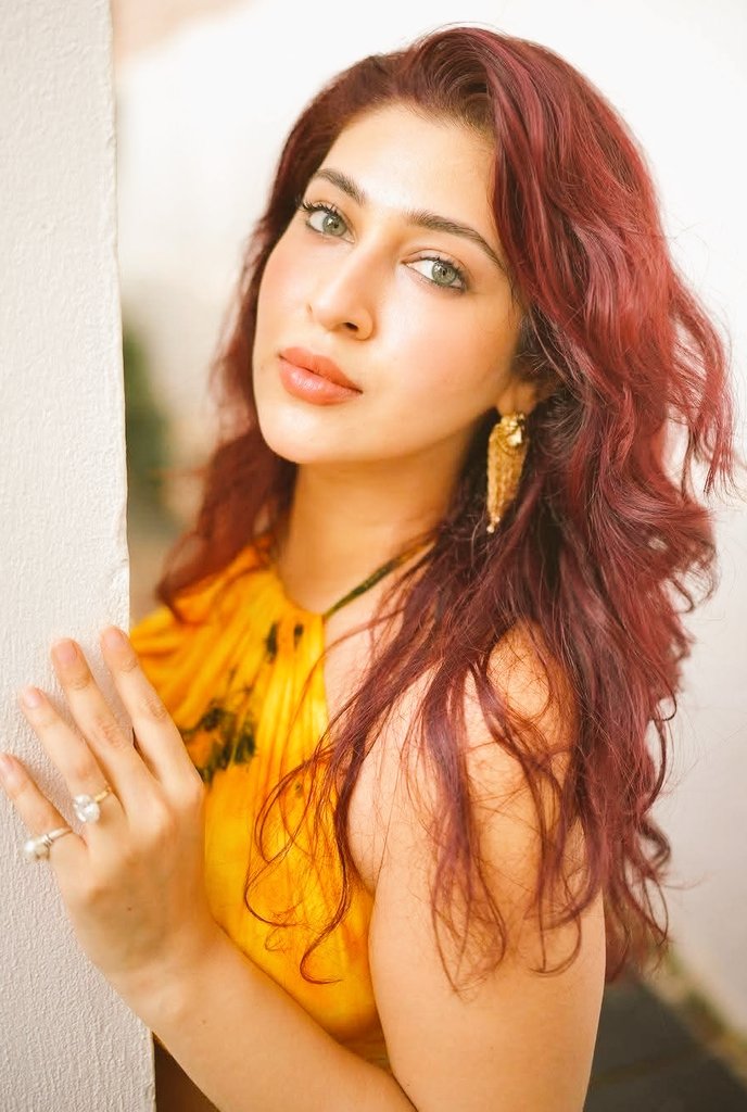 #जिंदगी के हर #दिन को इस तरह #जियो कि वो #आपकी सबसे खूबसूरत #कहानी बन जाए...🥰☕️💞

#गुडमॉर्निंग
#नमस्कार
#सुप्रभात_जिंदगी
#𝓒𝓱𝓪𝓻𝓿𝓲_𝟓𝟔🐾