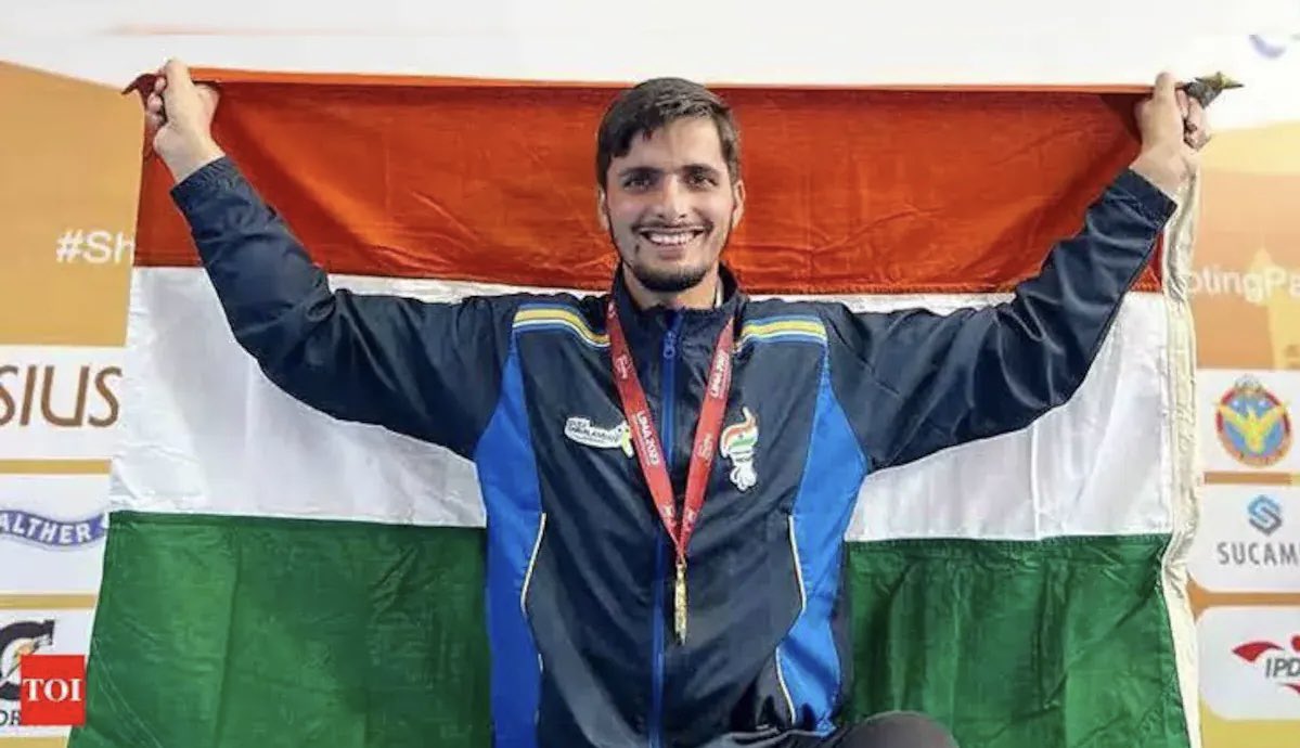 YunusKashmir's tweet image. His historic rise includes two podium finishes at the #WSPS World Cup 2025 in Al Ain. He won Gold in the 25m Sport Pistol Mixed Individual and Bronze in the 10m Standard Pistol Mixed Individual. The UT continues to showcase excellence on the global stage. #ProudMoment #Sports