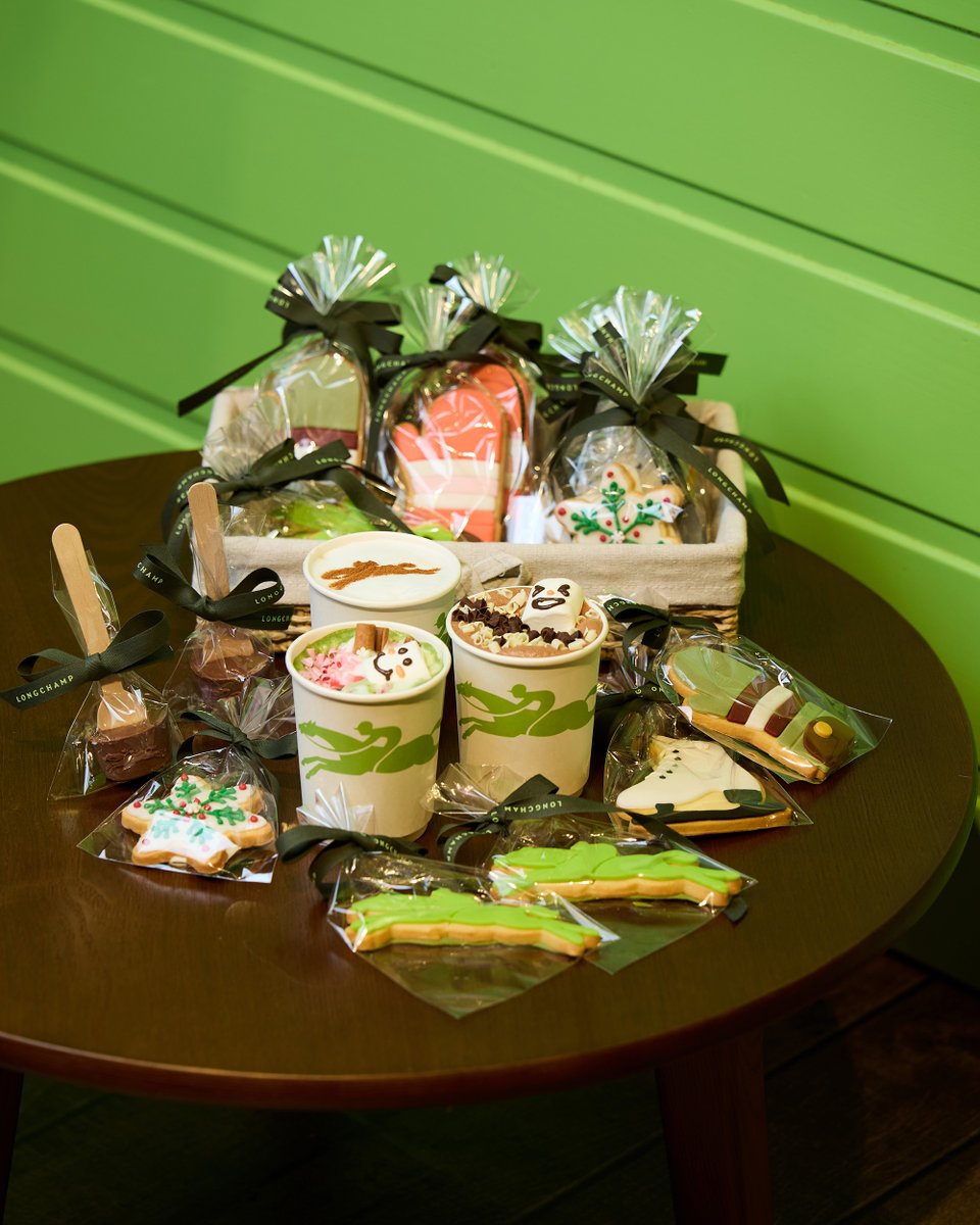 르 빌라쥬 팝업에 등장한 김세정,, 분위기 무엇? 11~30일 잠실에서 팝업 한다네😳 나도 롱샴백 보러갈래 ㅠㅠㅠㅠ
#광고 #롱샴 #LONGCHAMP #LongchampSS26 #LongchampSlideInStyle #롱샴르빌라쥬 #르빌라쥬롱샴 #롱샴팝업스토어 #롯데백화점잠실점 #잠실롯데백화점 #서울팝업 #팝업추천