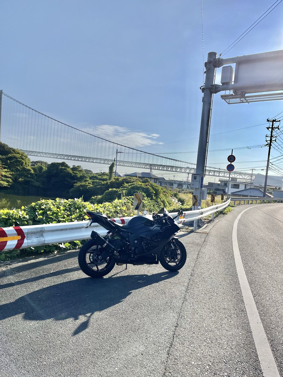 ともやん SHI⭐️BU