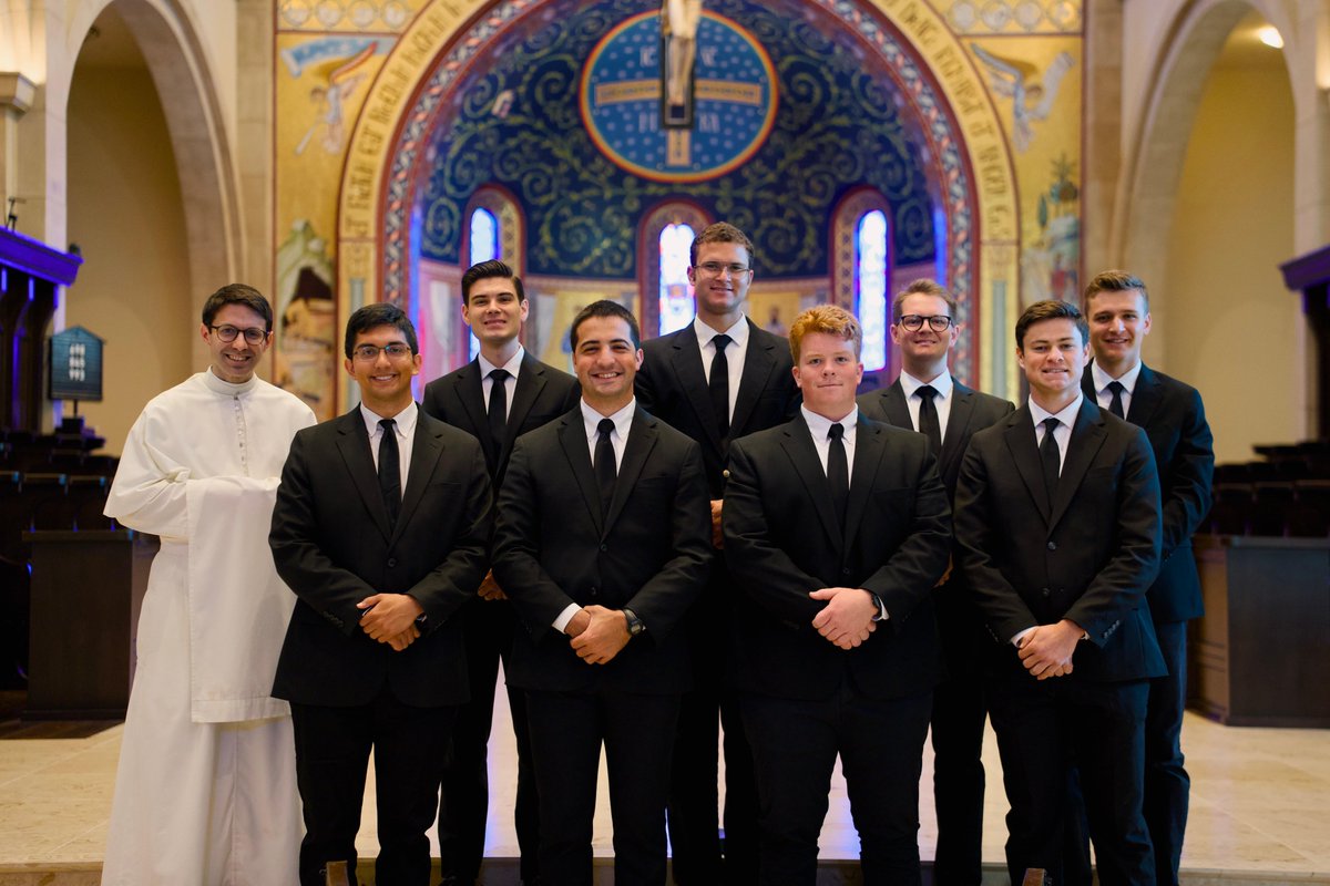 monkmindsets's tweet image. St. Michael’s Abbey of the Norbertines in California has welcomed eight men into postulancy, joining its growing and dynamic monastic community.

Founded in the 12th century by St. Norbert in Prémontré, France, the Norbertines, or Canons Regular of Prémontré, combine a life of…