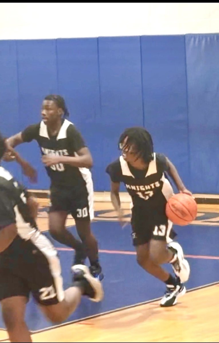 Jrhoops13's tweet photo. My November Schedule 
This upcoming week is going to be packed with high energy games. Pull Up https://t.co/jdjLg5gRpl