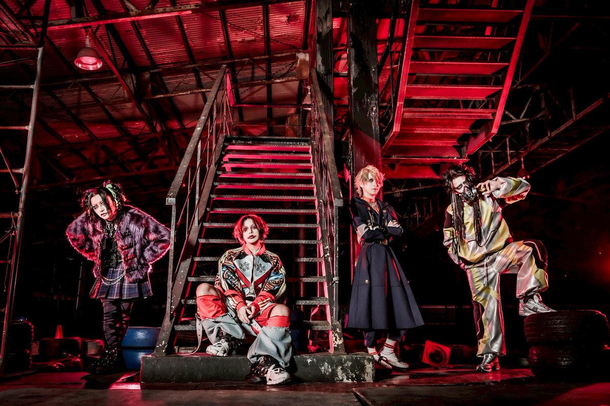 chamu_CDDG's tweet image. 衣替え。