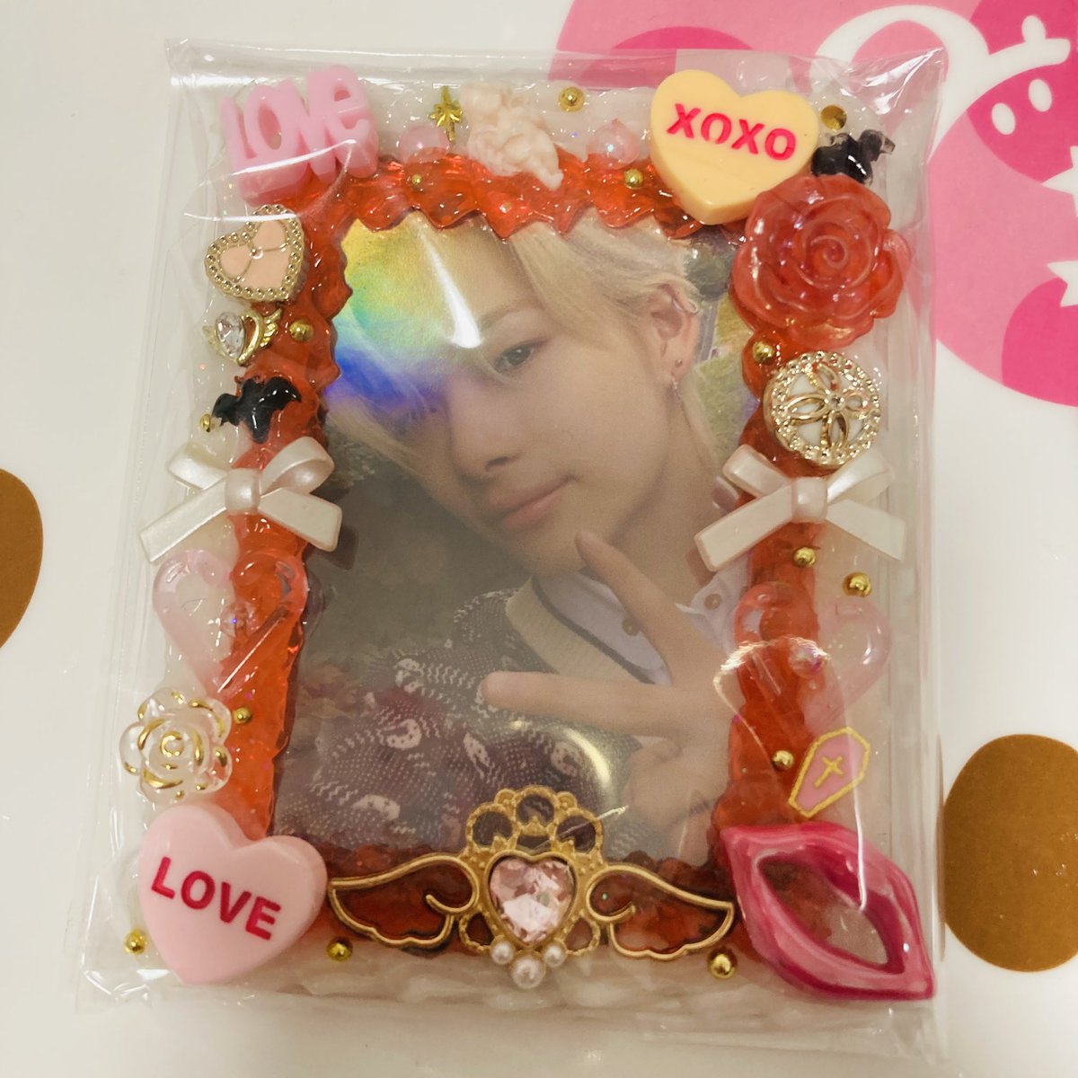 ayalia0709's tweet photo. ENYPEN ジェイクくんのセンイルを記念して?
ぬい用ゴシックパーティとこちらのトレカデコケースソンムルします❣️
需要なさそうだけど😢
未成年の方🆖でお願いします🙇♀️
#ENYPEN #ソンムル企画 #JAKEくんおめでとう 🥳 #JAKE
10cmぬいにはつけれます!
RT 🩷リプで応募完了☑️ https://t.co/rRgLUNClwC
