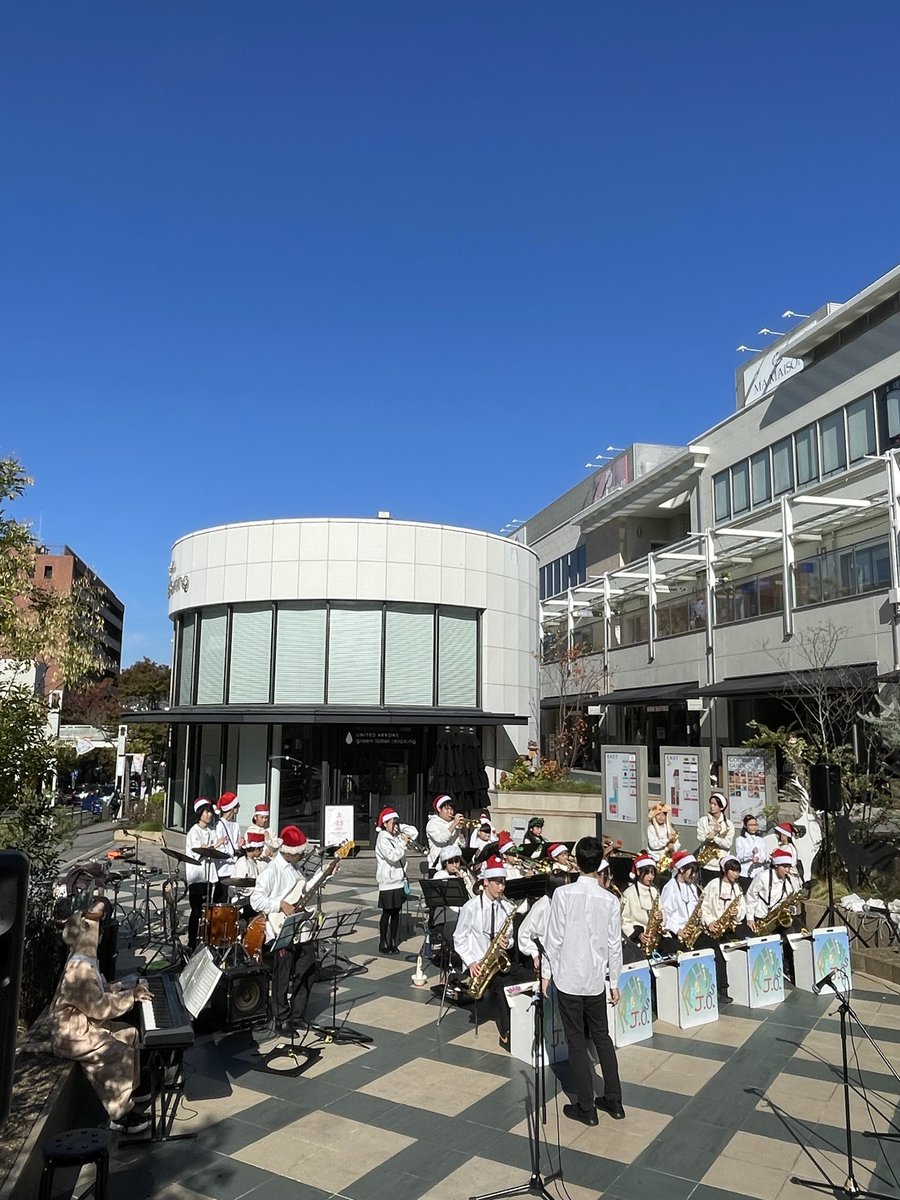 FreeHillsJ.O. tweet media