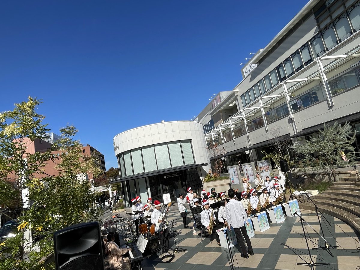 FreeHillsJ.O. tweet media