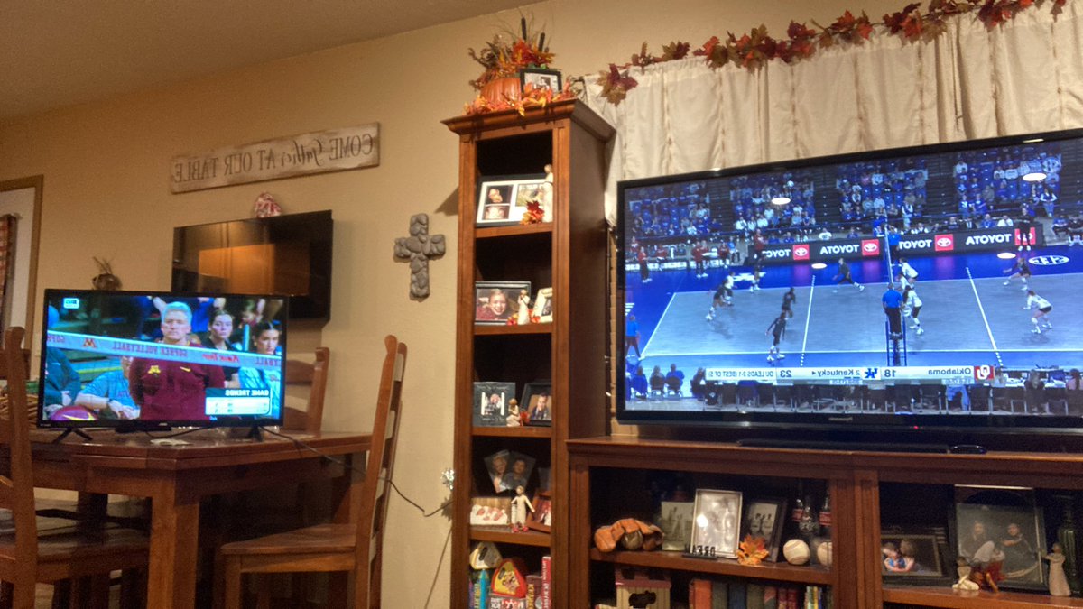 B-E Huskies Volleyball tweet media