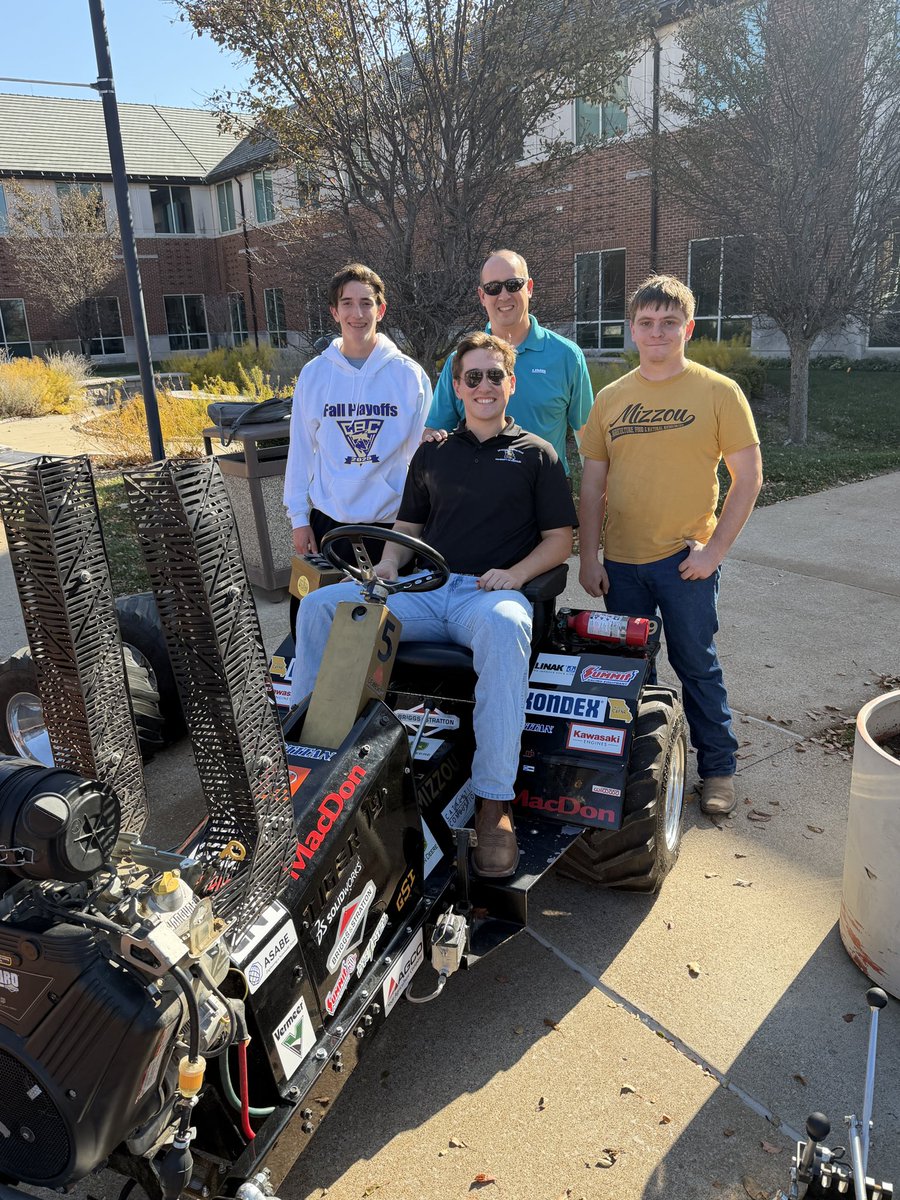 CBC STEM Academy tweet media