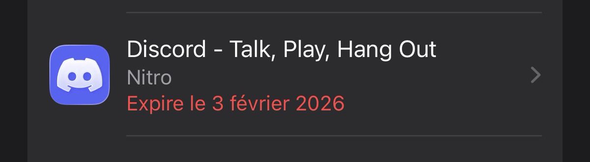 chloe 🇫🇷 tweet media