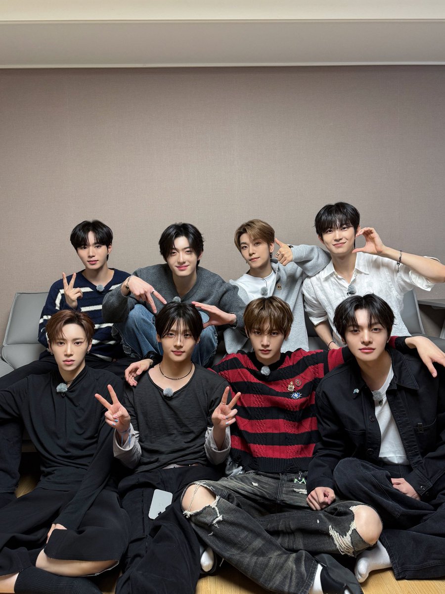 公式 ボイプラ2 イリオ アーカイブ展 韓国 会場フォトプリント ② BOYS