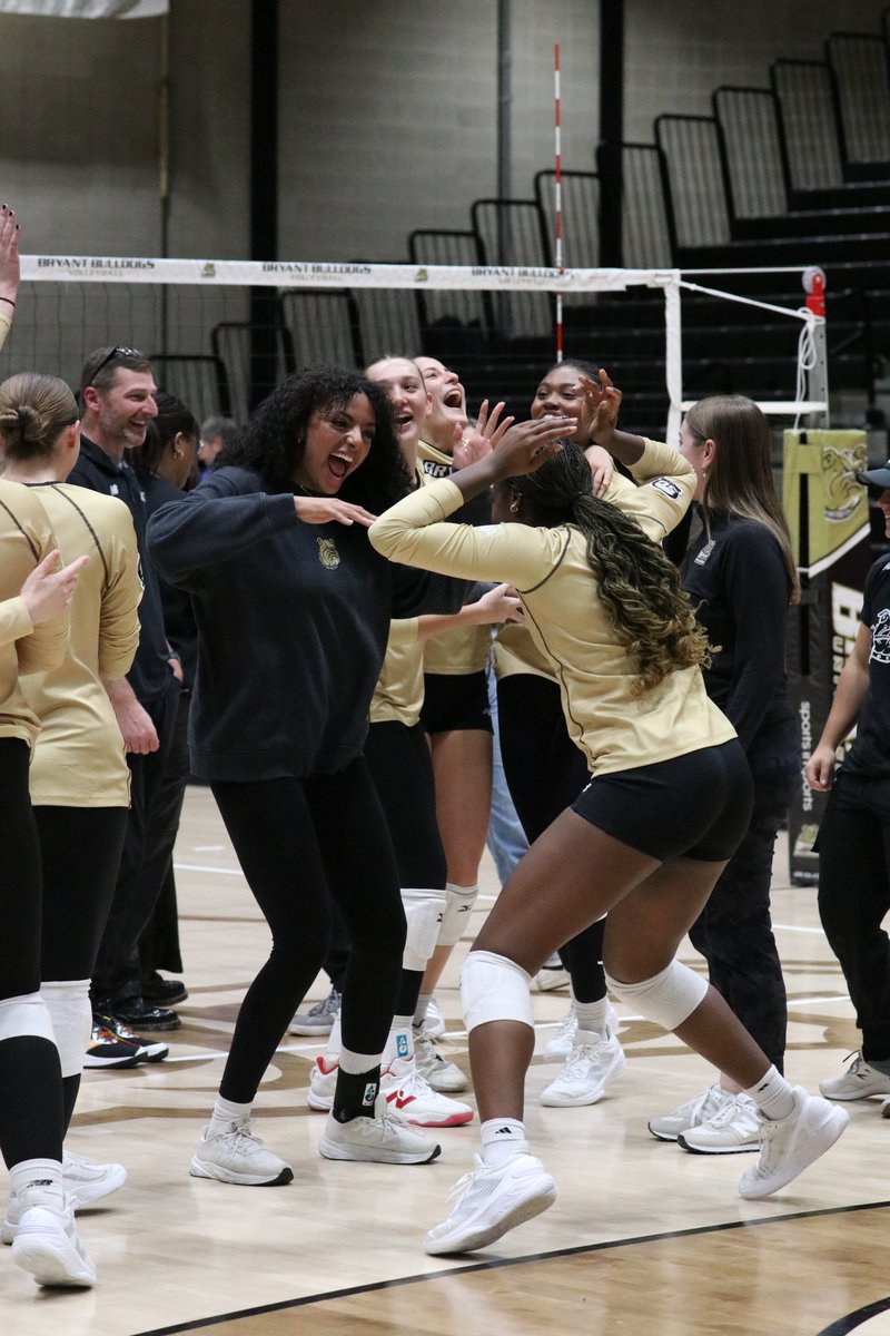 Bryant_Vball's tweet photo. POV you just clinched a share of the America East title! https://t.co/umKJzwvVSa