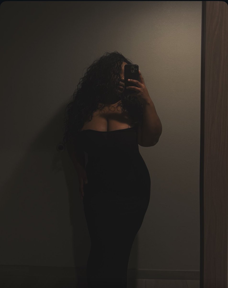 BODEGABROAD's tweet image. #snatched