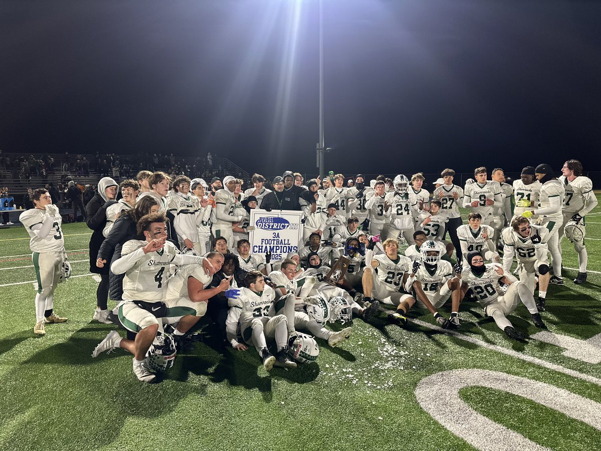 thsshamrocks's tweet image. Congratulations Shamrock Football!
District 3 Champions!