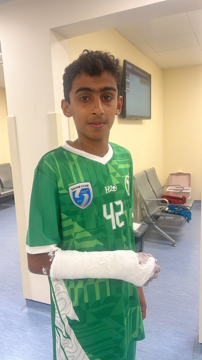 يتقدم فريق الاتحاد بأطيب الأمنيات ودعوات الشفاء العاجل للاعبها المبدع محمد بن عبدالله آل عبدالسلام، بعد تعرّضه للإصابة. سائلين الله أن يمنّ عليه بالصحة والعافية، وأن يعود إلى الملاعب أقوى وأفضل بإذن الله.
