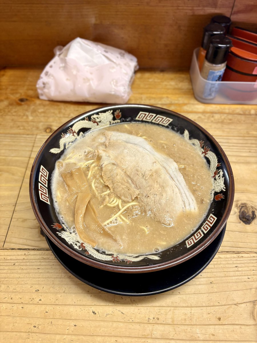 mstkGSX's tweet image. 美味すぎてむせた🍜