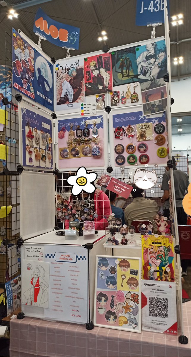 adiyahaha's tweet photo. Ready for day 1 #comifuro21 !!!

@halokelincipagi @dunatdan @meidry https://t.co/ChoY5drHpn