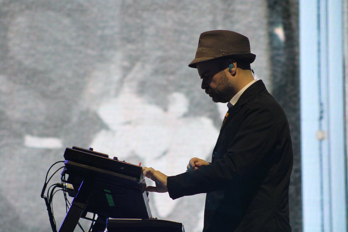 El_fusilmx's tweet image. El Indie rock británico llegó al @CoronaCapital de la mano de @KaiserChiefs, noche de mucho rock la que ya cae. 

Fotografías de @photolivemusic #coberturafusilera📸