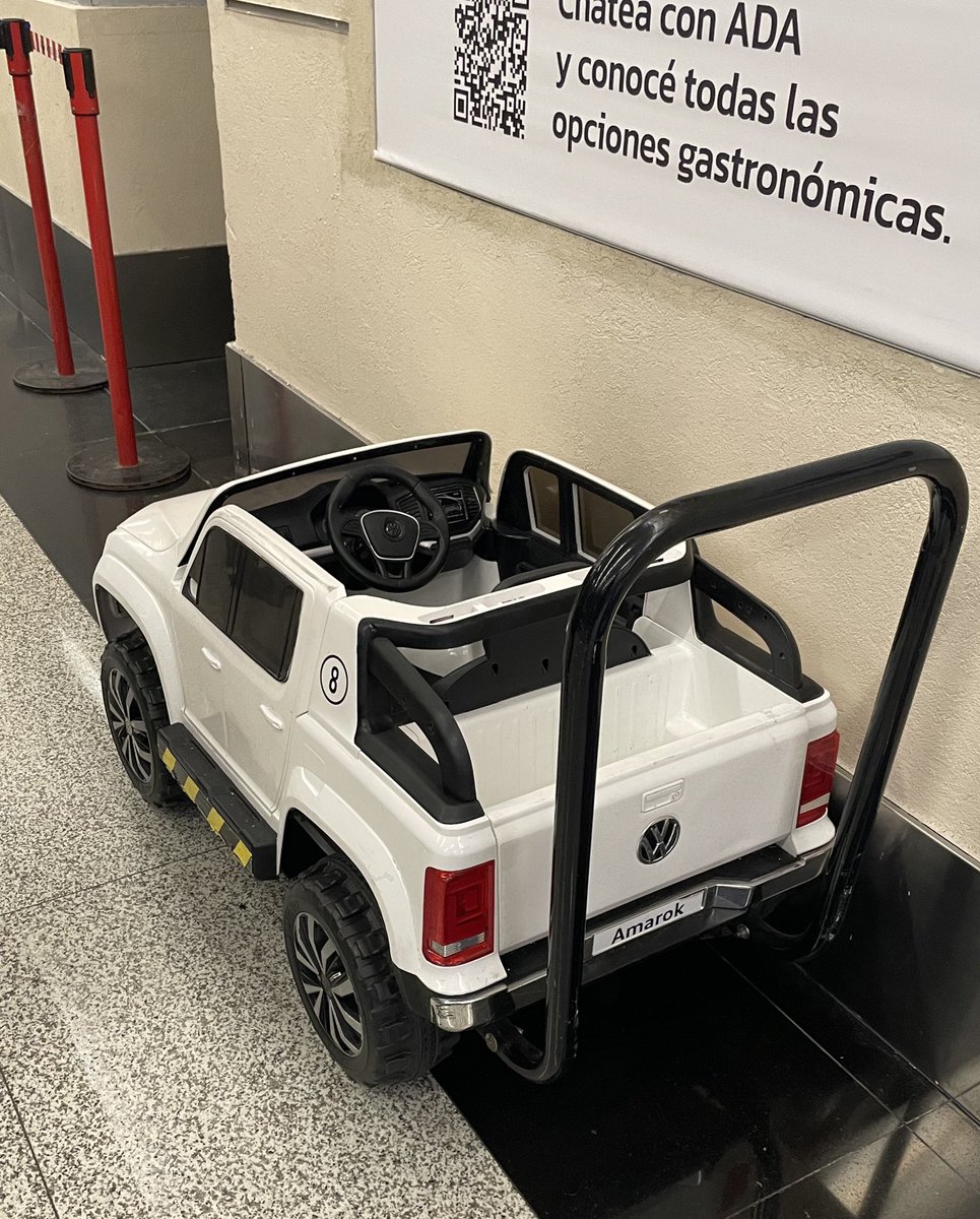 Estacionan en cualquier lado desde chiquitos <a href="/BoludoscnAmarok/">Boludos con Amarok</a>