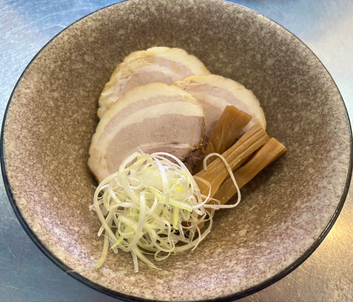 煮干しさま 専用 セメント煮干しラーメン専門店 攻ニボ (@semenibo) / Posts / X