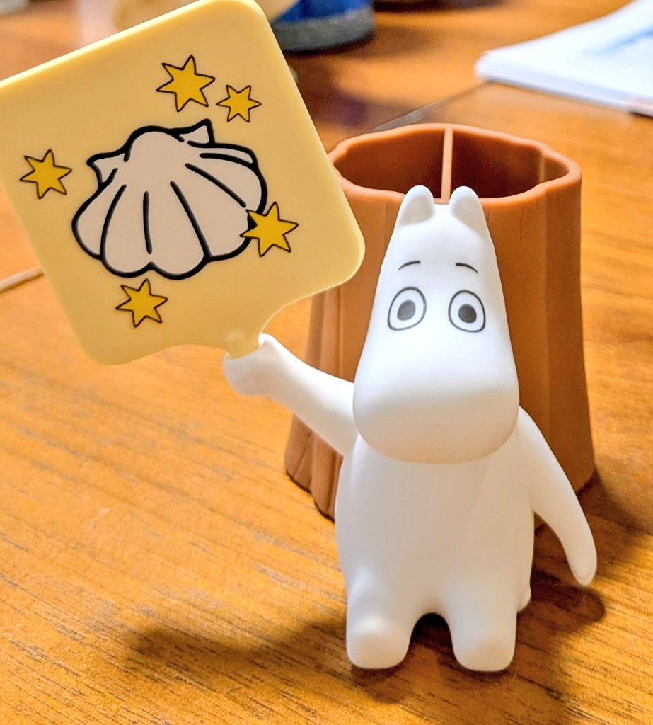 ナシ太郎がお土産に、マクドナルドのムーミン✨ハッピーセットをくれた