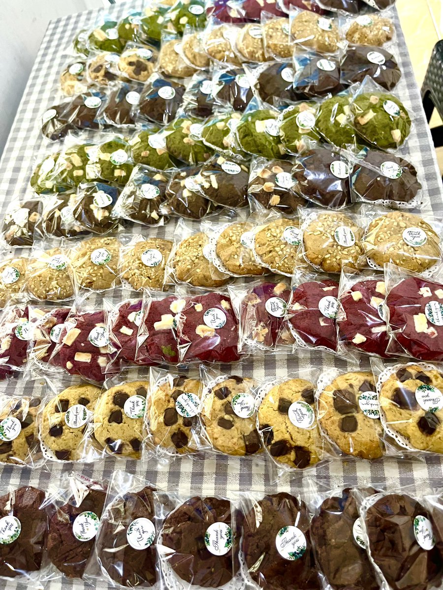 ionn🐬 tweet media