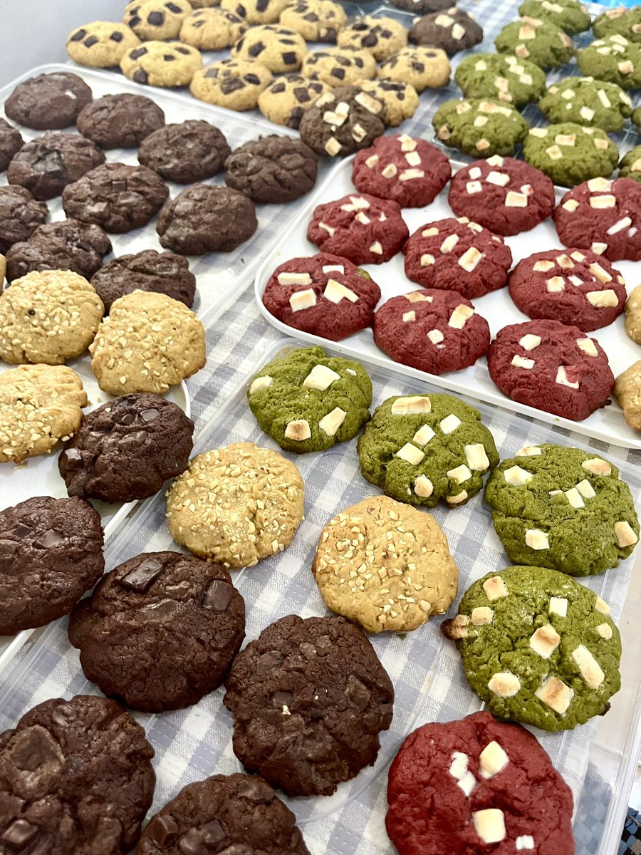 ionn🐬 tweet media