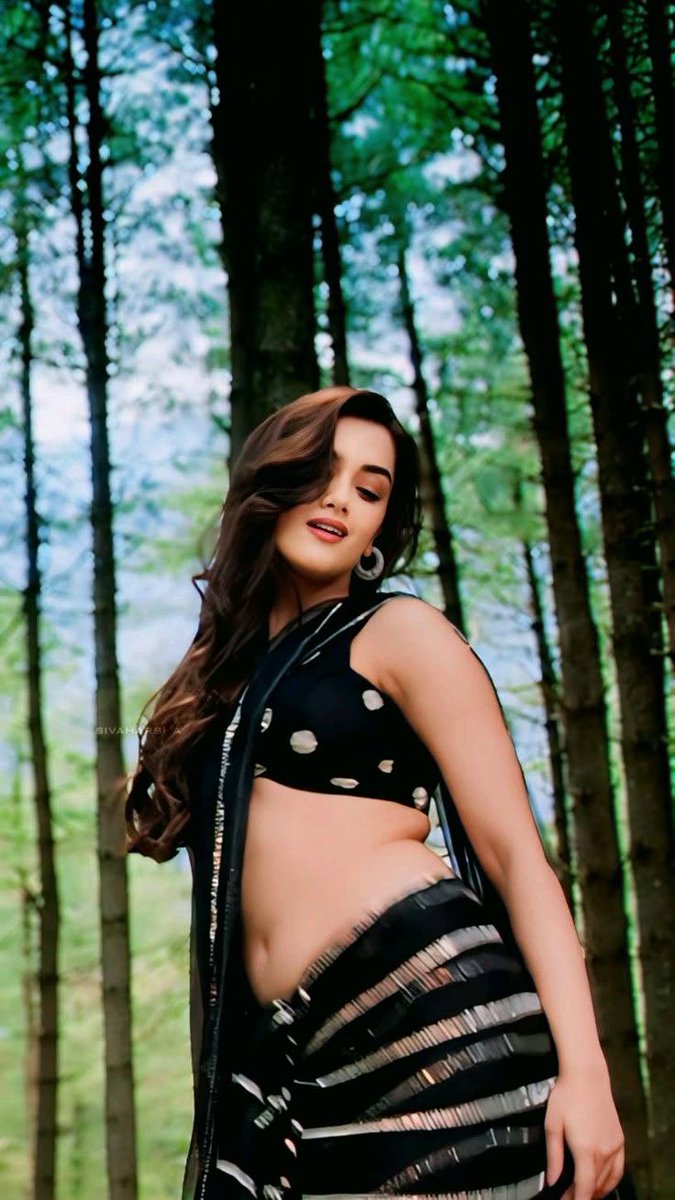 #BhagyashriBorse 
Bhagii🖤😍💥