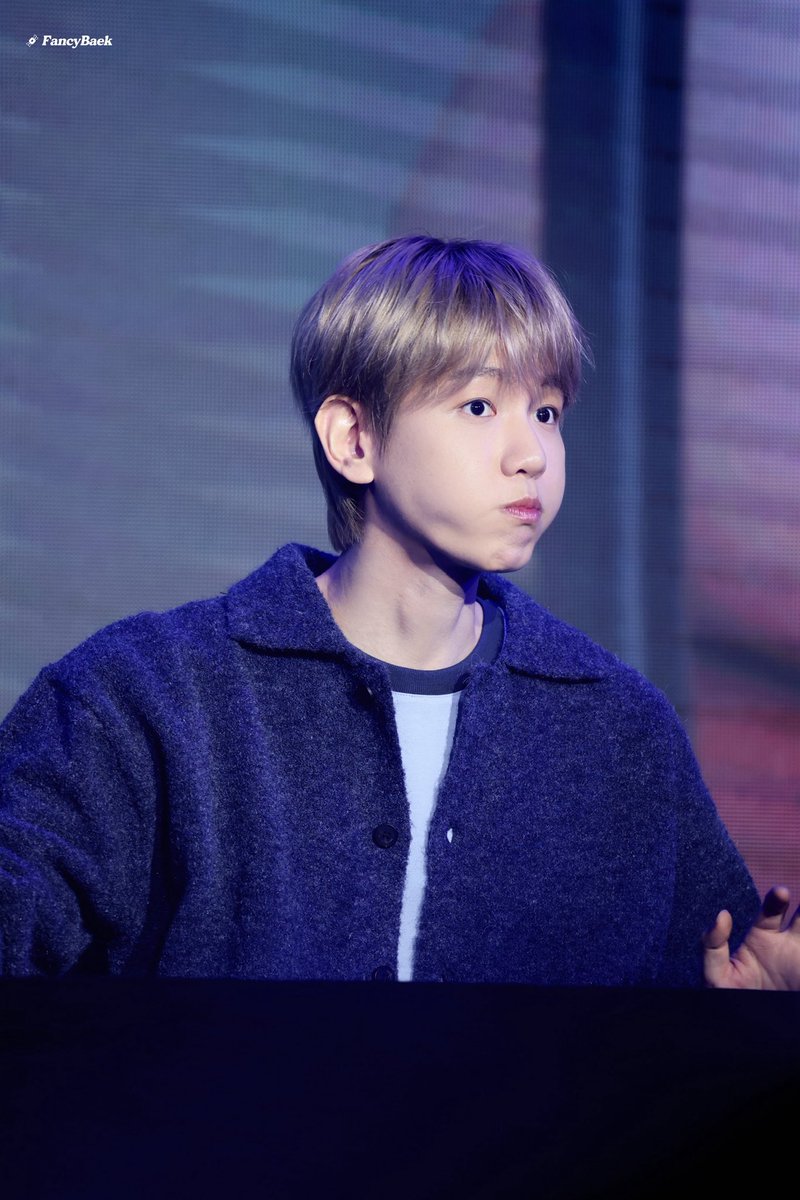 FancyBaek tweet media