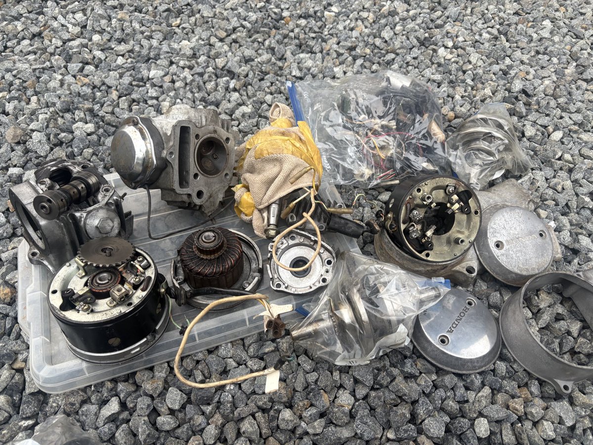 Acuuさんの専門ページ 地域の魅力とつながる自販機 『ふるさとアキュア』。10/16から「群馬県