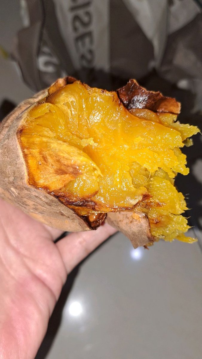 Emma_cantik7's tweet image. Comfort foods that never get old: the ubi edition