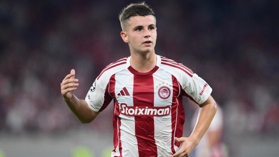 🥇Olympiakos &amp; Greece midfielder Christos Mouzakitis has officially won the 2025 <a href="/tuttosport/">Tuttosport</a> Golden Boy Award 🇬🇷

#Greece #Mouzakitis #Olympiacos