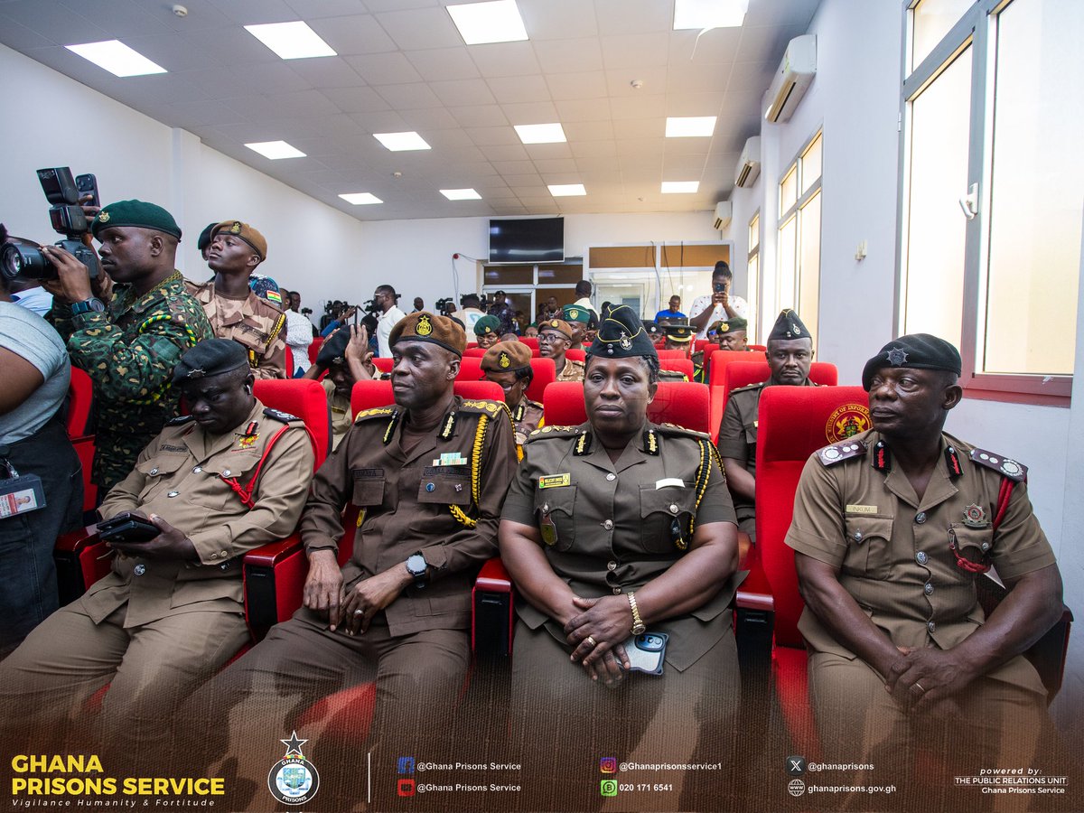 ghanaprisons's tweet photo. Press Conference on the 2025 Recruitments into the Internal Security Services https://t.co/3XxWdGBkg7