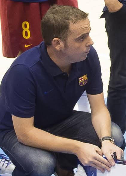 OutBasket's tweet image. Buenos días a todos, pero en especial a Don Óscar Orellana Ribas.

El único técnico con 100% de victorias en Euroliga.

Leyenda.