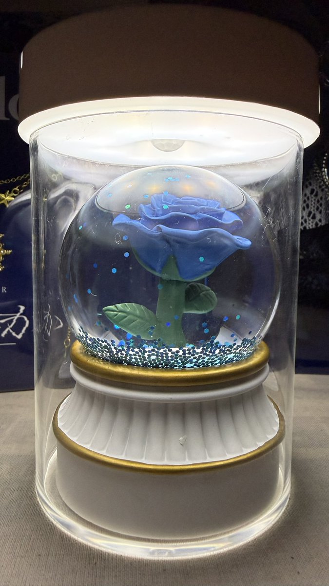 adoスノードーム Adoのスノードームを光らせたい🤩構造上、下からのライトアップは無理