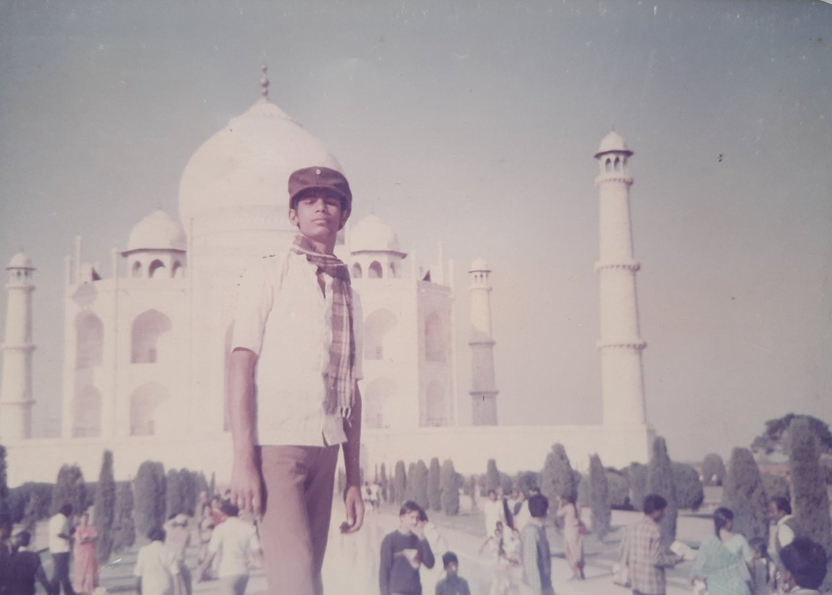 acmugil's tweet image. &quot;Time (machine)&quot;கிடைத்தது🕛🪩🌀
சேலம் அரசு கலைக்கல்லூரியில் முதலாம் ஆண்டு படிக்கும்போது..
ஆசிரியர்கள்,நண்பர்களோடு.. ஜெய்ப்பூர்..ஆக்ராவில் உள்ள தாஜ்மஹால்..டெல்லியில் உள்ள குதுப்மினார்..போன்ற இந்தியாவின் பெருமைமிக்க இடங்களுக்கு சுற்றுலா சென்றோம்...💟
அழகான நாட்கள்4️⃣4️⃣📌